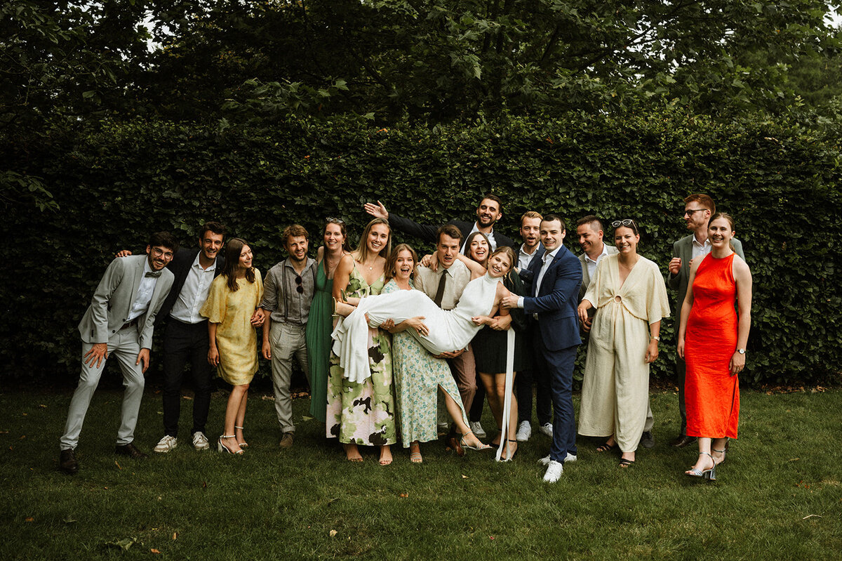 Herentals, salon weddings, moody, authentiek, alternatief trouwen,bruid, 2026, elopent, intiem, spontaan, tijdloos, trouwfotograaf, antwerpen - receptie & familiefoto_s-198