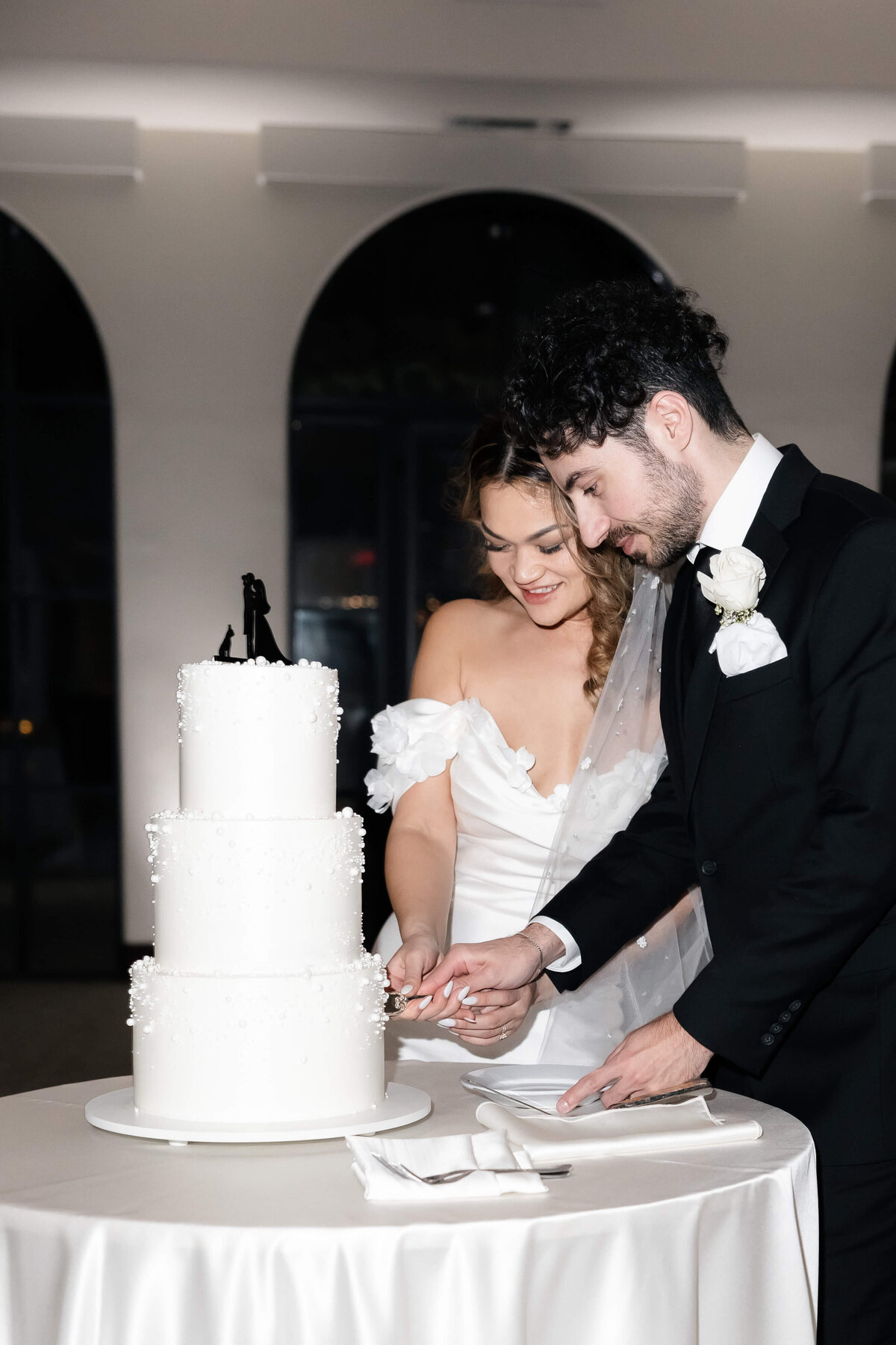 134_riskyexposure_marley-simon_las-vegas-elopement-photography