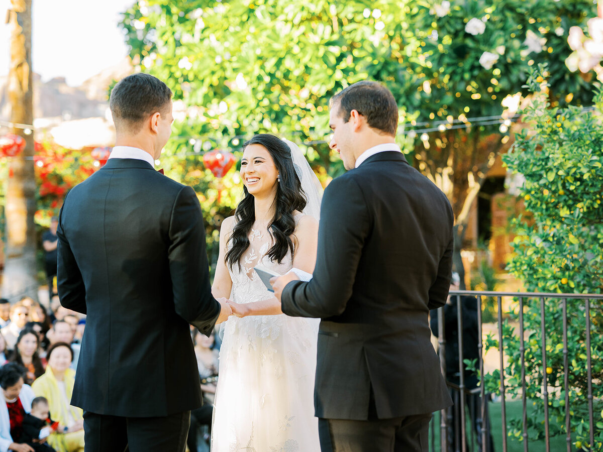 Scottsdale-Wedding-Photographers-The-Royal-Palms-Weddings-50