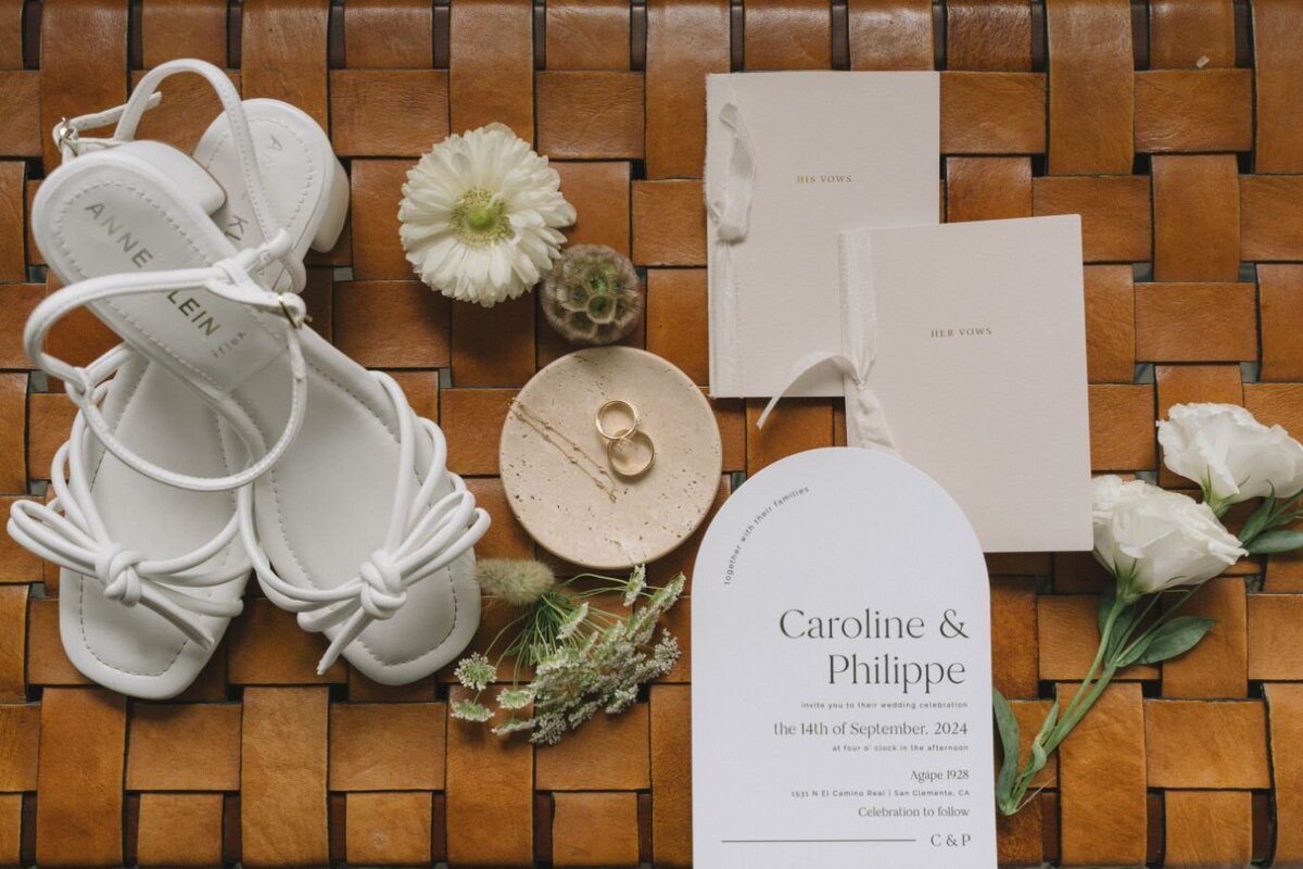 pretty-palm-leaf-event-co-caroline-and-phillippe-wedding-01