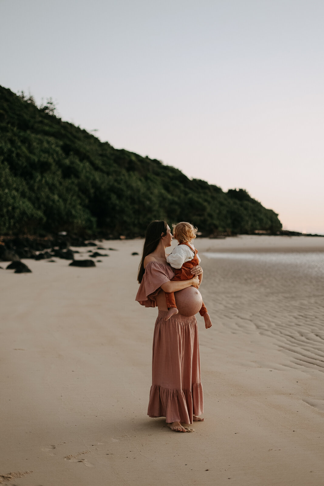 Got you babe gold coast brisbane family photographer. beach motherhood, maternity photoshoot Brisbane. Candid, film edit, warm, moody raw, real, photography-1-Website images-59