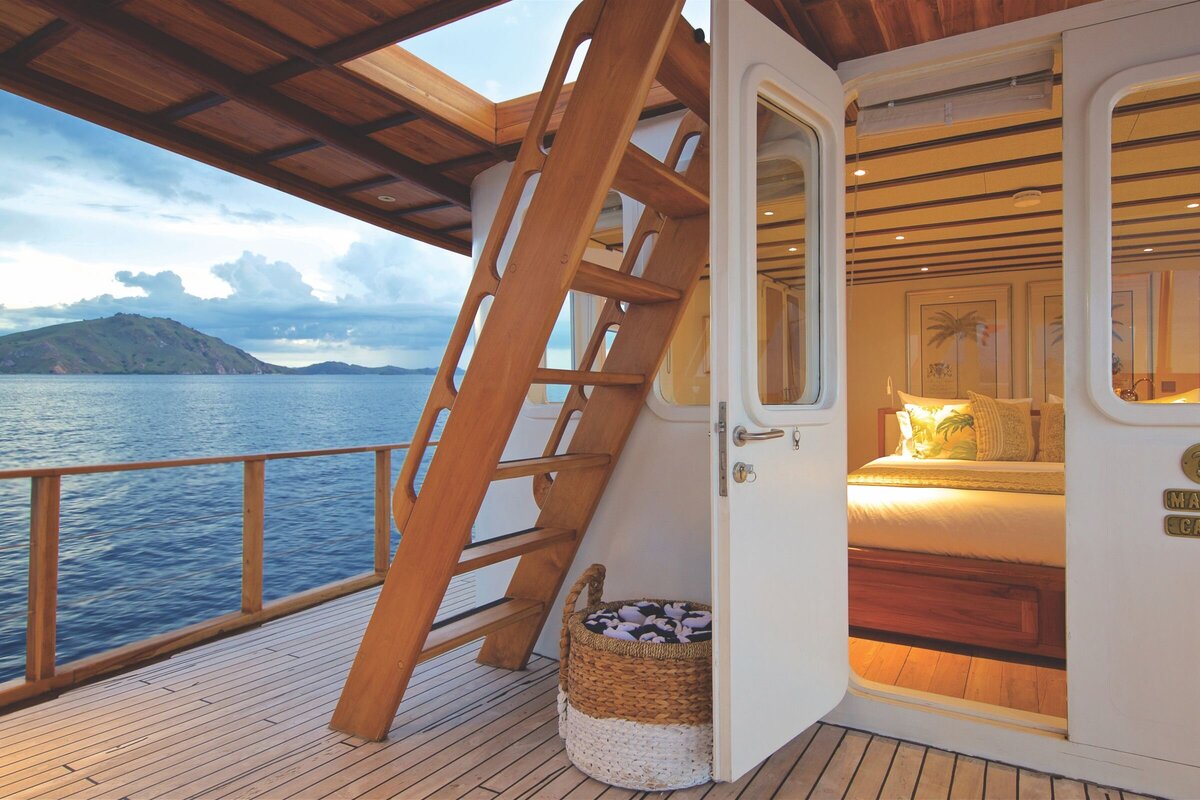 Rascal Voyages Luxury Yacht Charter Indonesia - Bali Master Cabin Entrance