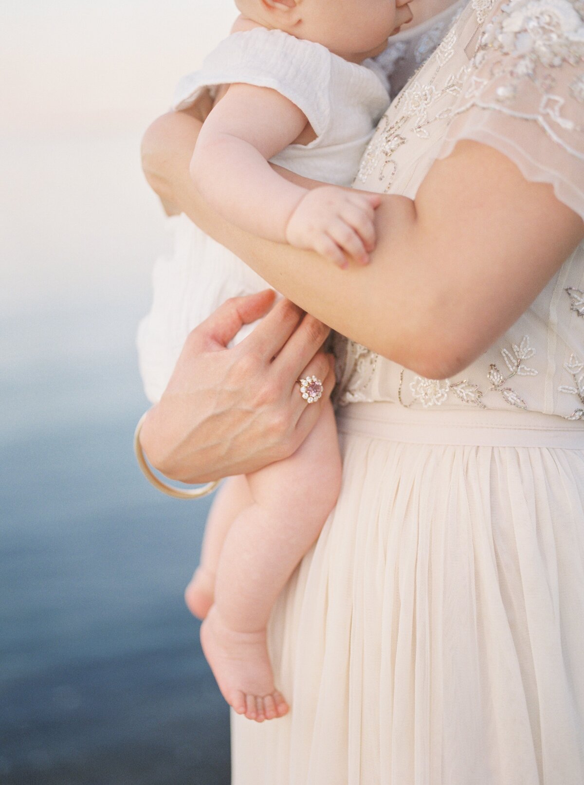 northern virginia baby milestone photographer family photo at the beach
