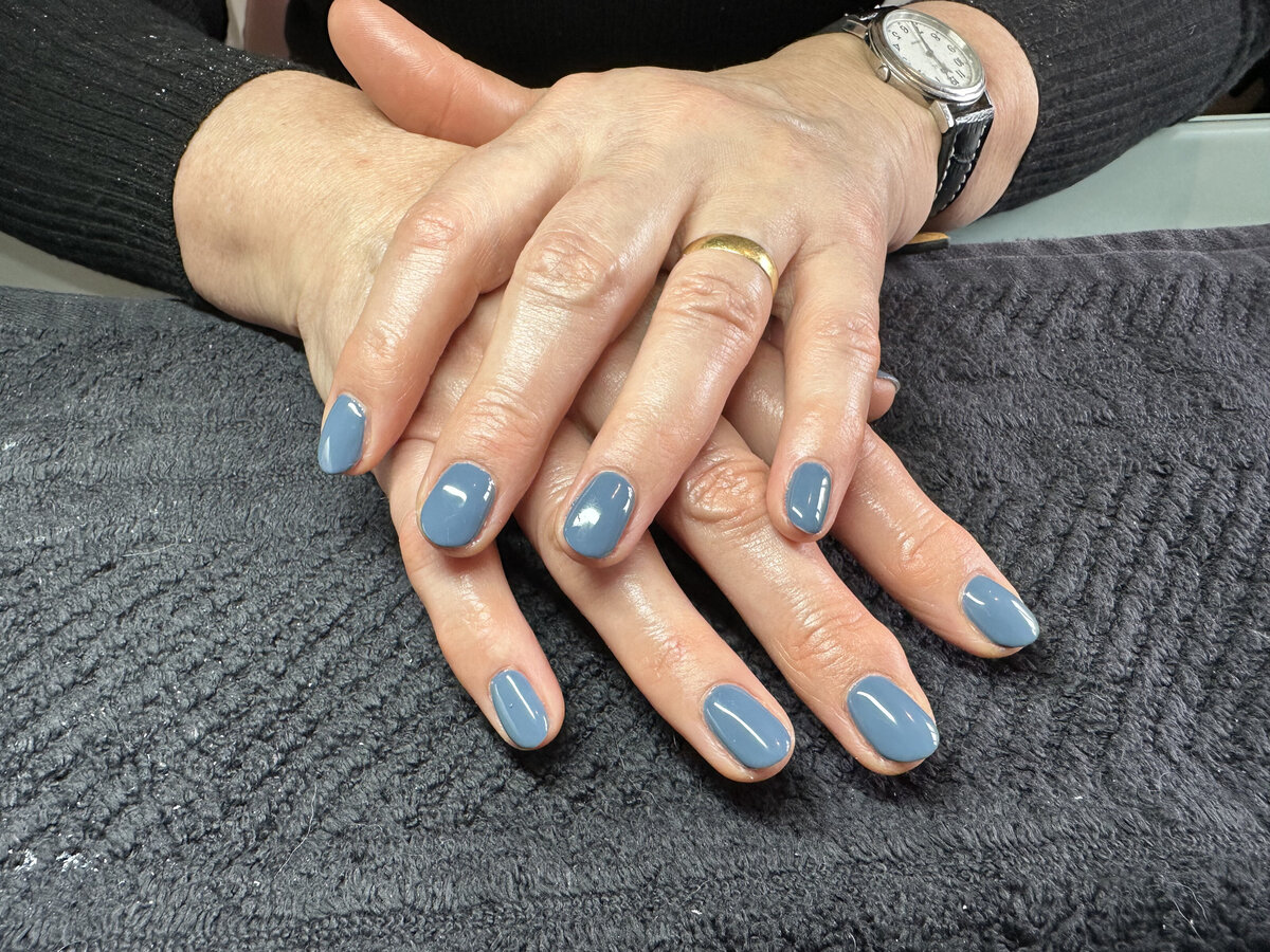 dusky-blue-nails