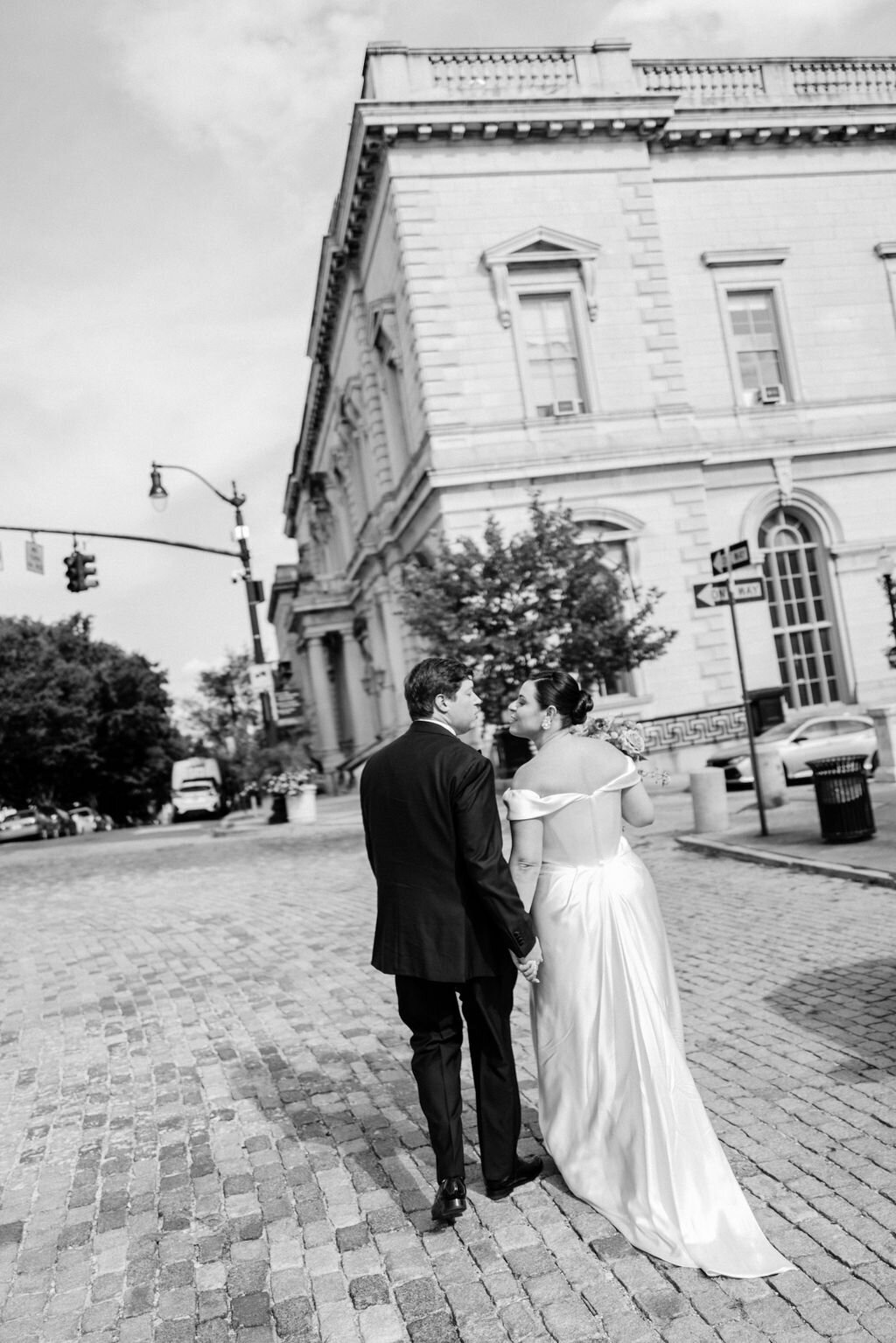 NikkiSanterre_EastCoastLuxuryWeddingPhotographer_PeabodyLibraryWeddingNouvelleEvents_Emily&Daniel-41