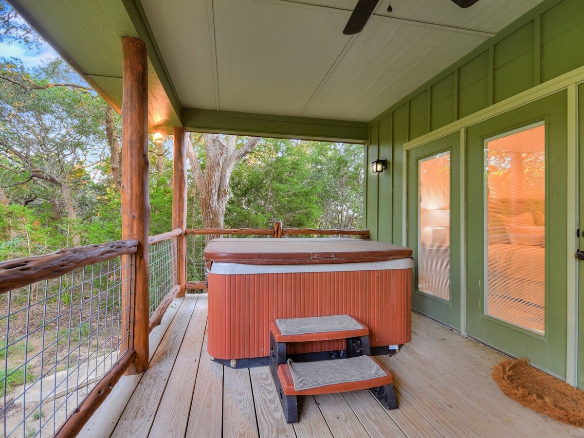 Exterior hot tub at cabin