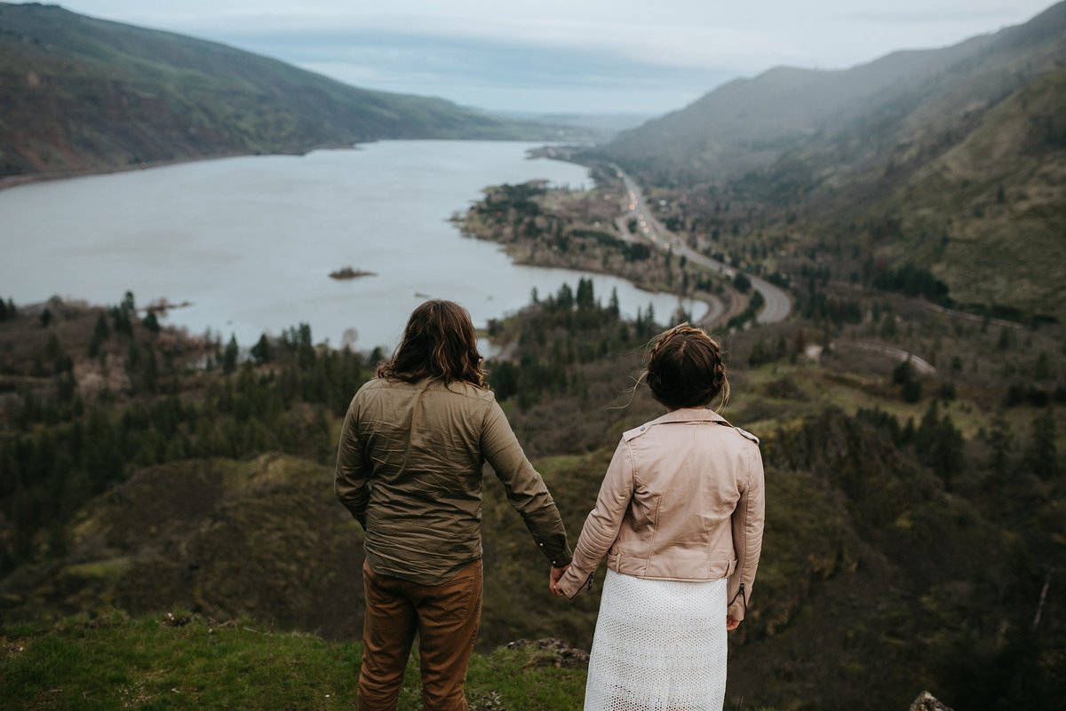 Portland-Oregon-elopement-photographer