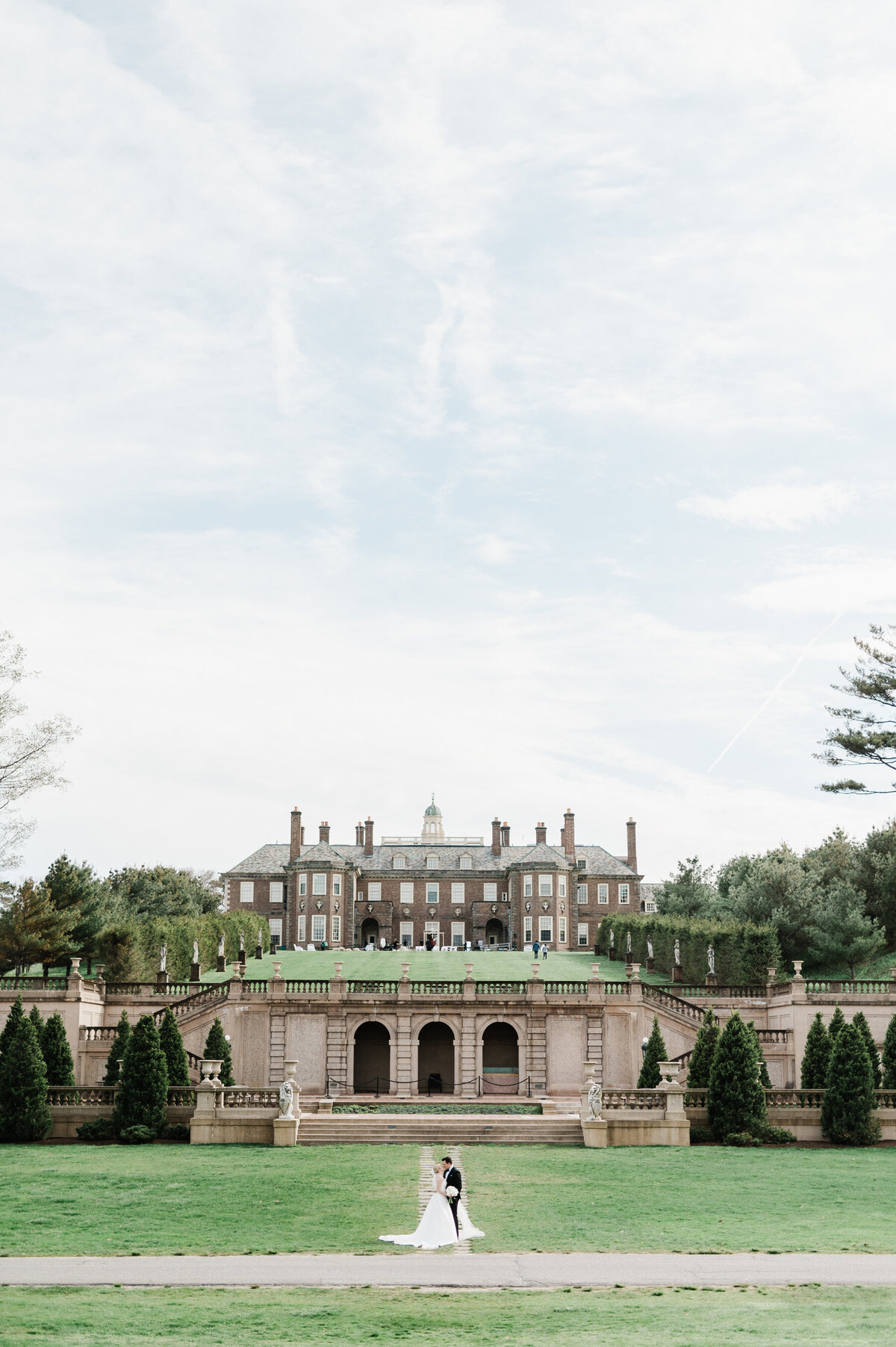 castle-hill-on-crane-estate-wedding-photographer-photo-81