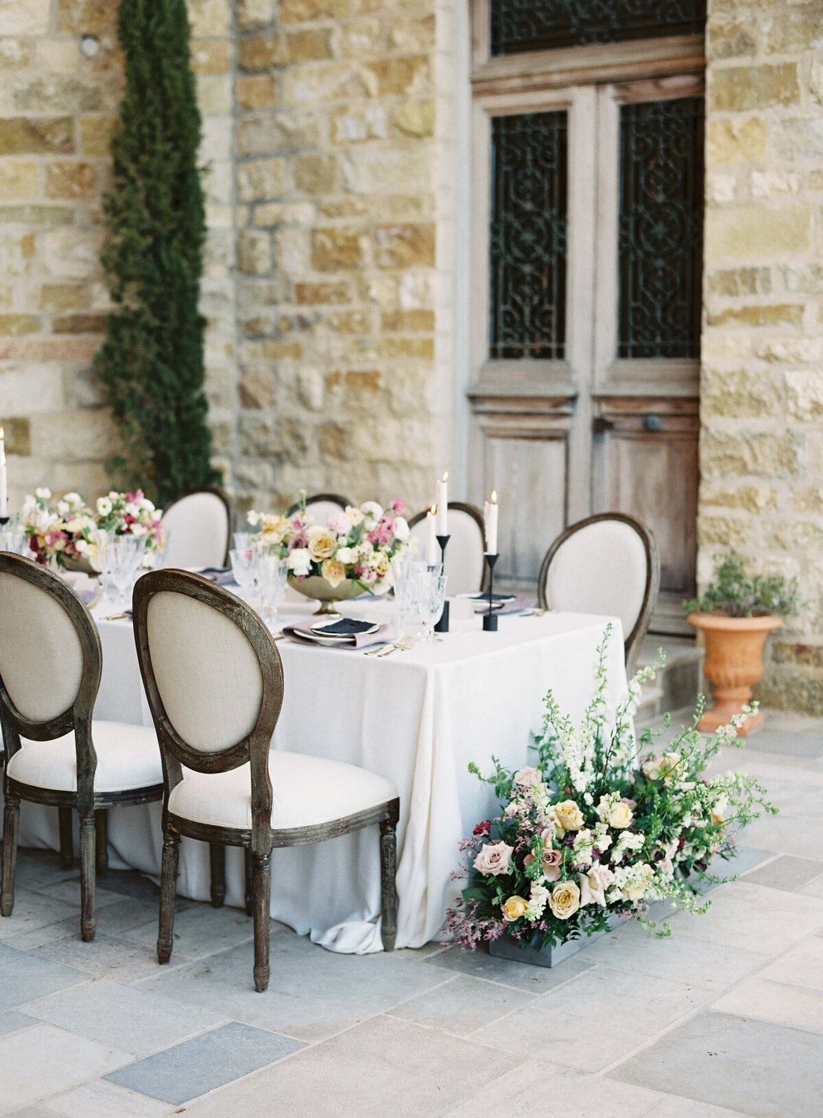 Sunstone-Winery- Destination Wedding Florist - Luxury Wedding Flowers - Autumn Marcelle Design (217)