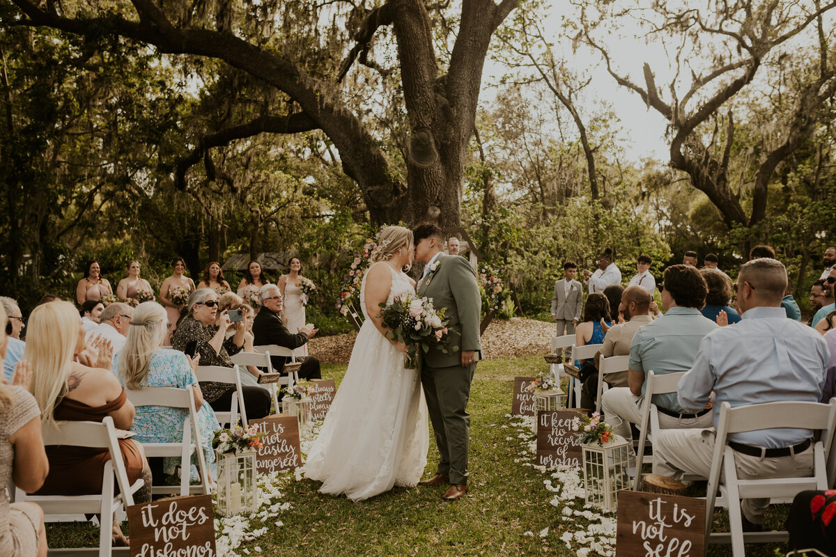 jujuphotography-weddingphotographer-floridaweddingphotographer-crosscreekranch-ashlynnandleidy-580