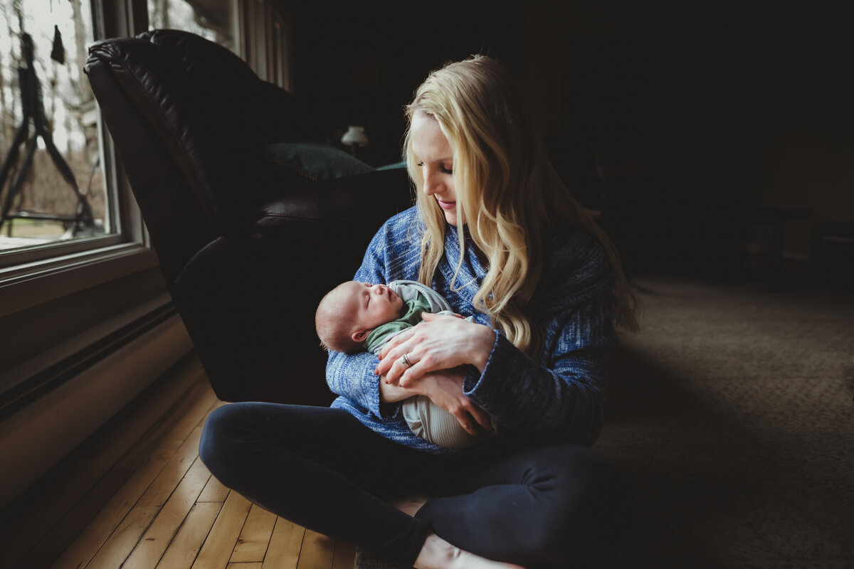 Lindsay-wilson-photography-in-home-newborn-29