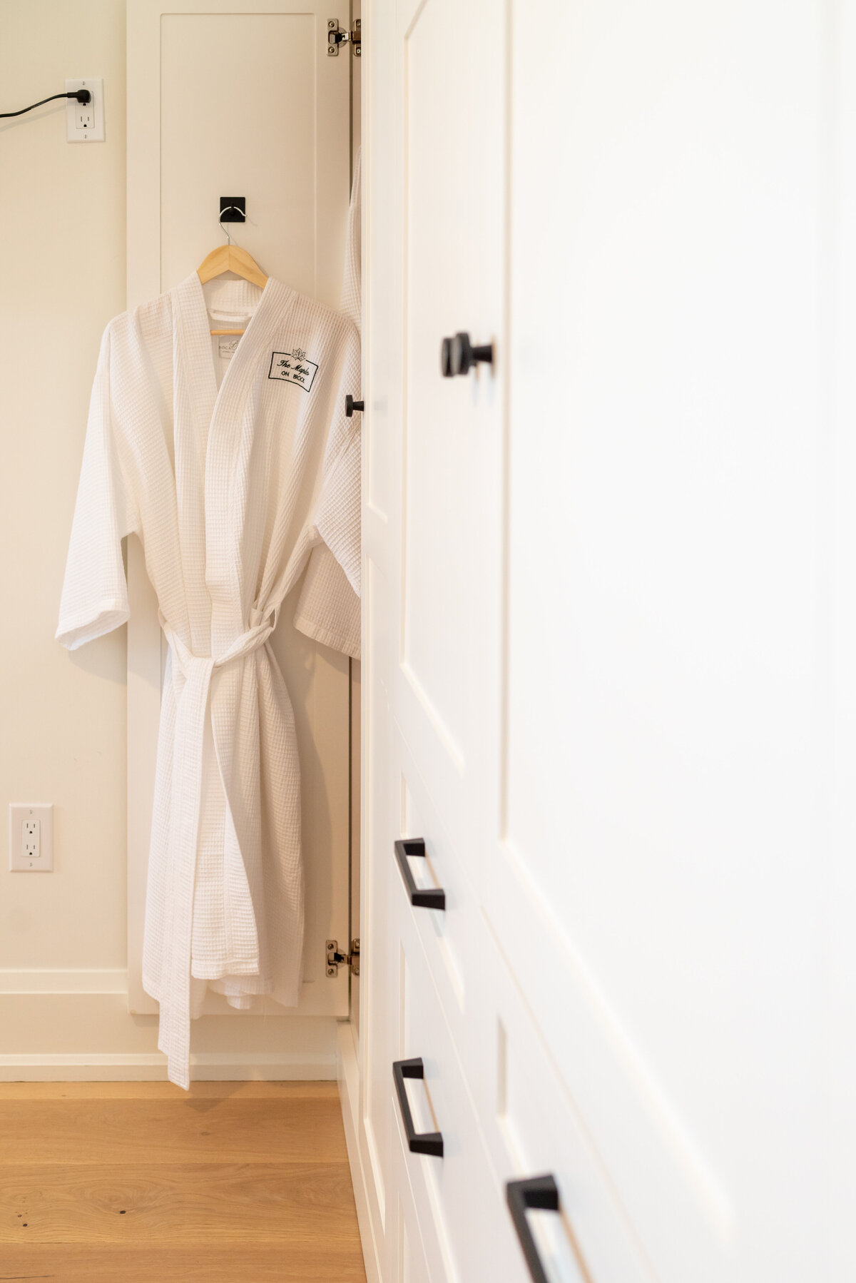 celinegarneau-downstairsbedroom15