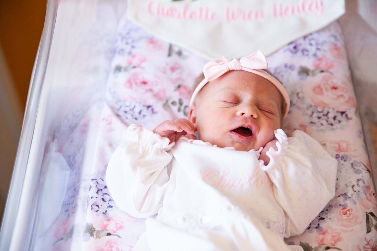 Henley-Newborn-Fresh 48-West Virginia-24
