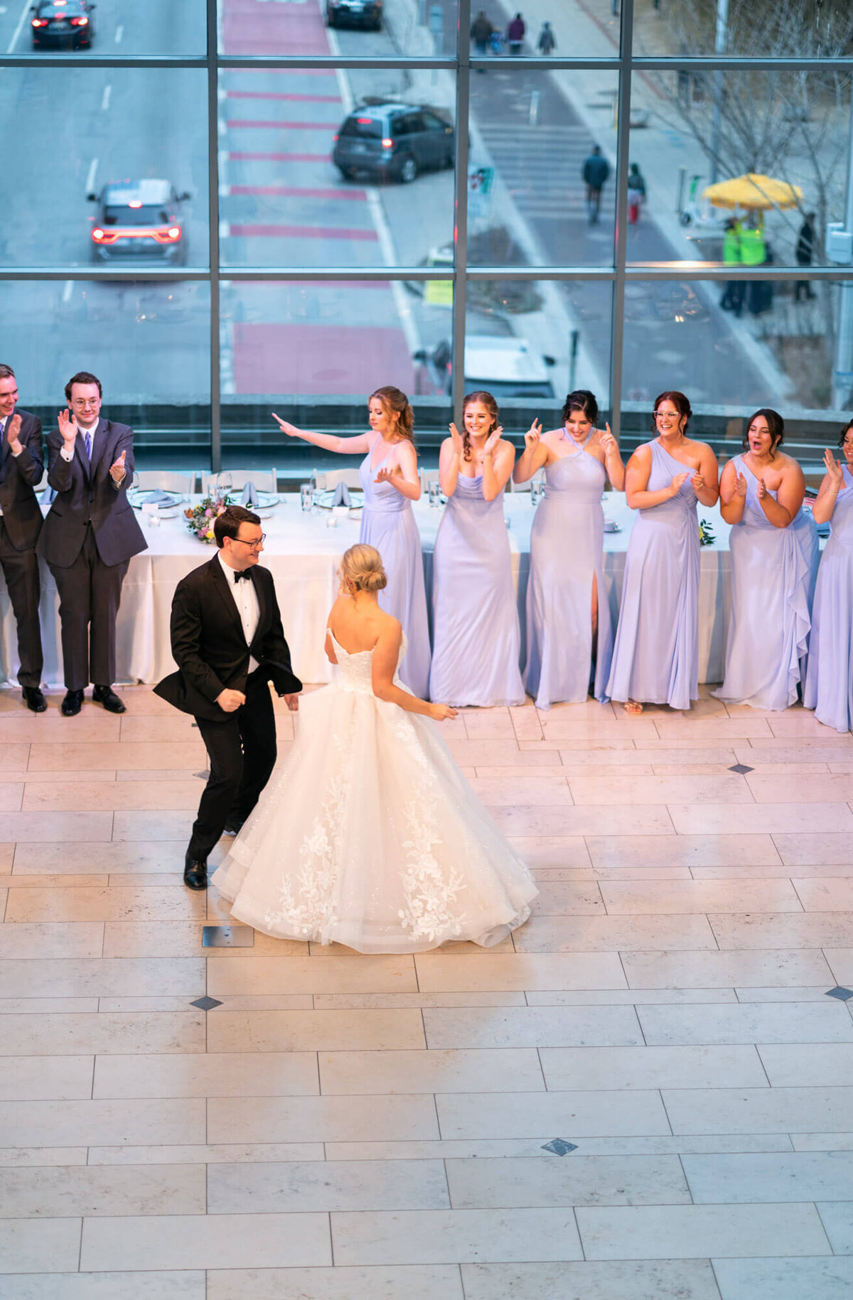 bride-groom-dancing