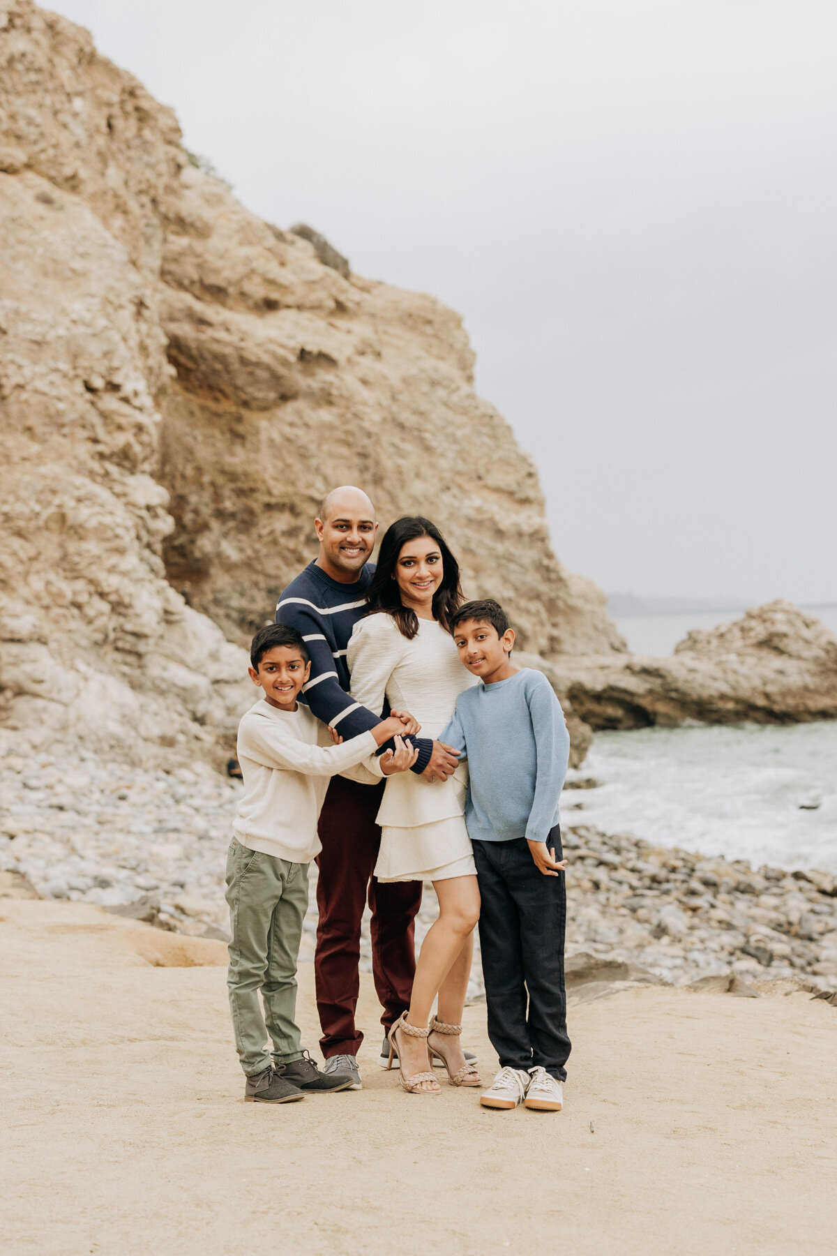 Zoom_Theory_Family_0009