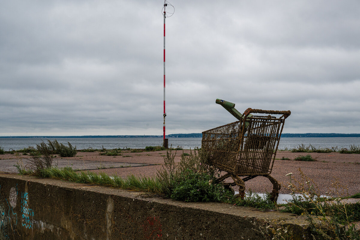 ABANDOND