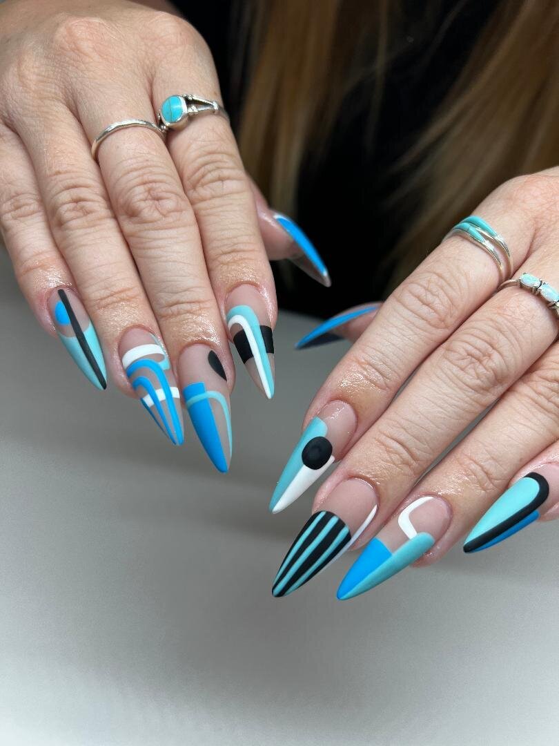 hailey blue nails