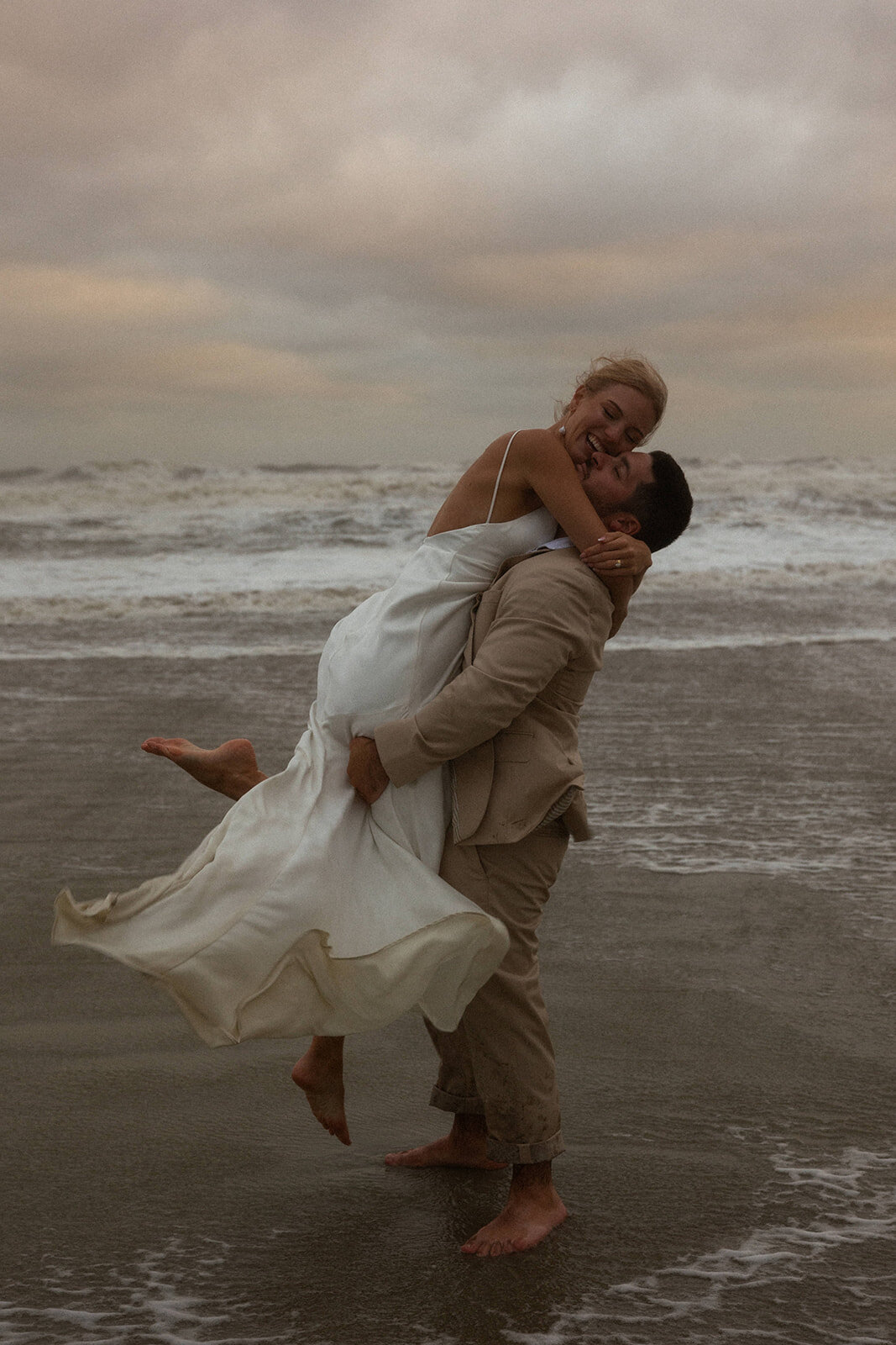 beach-wedding-intimate-north-carolina-windy-moody-hurricane-romantic-135