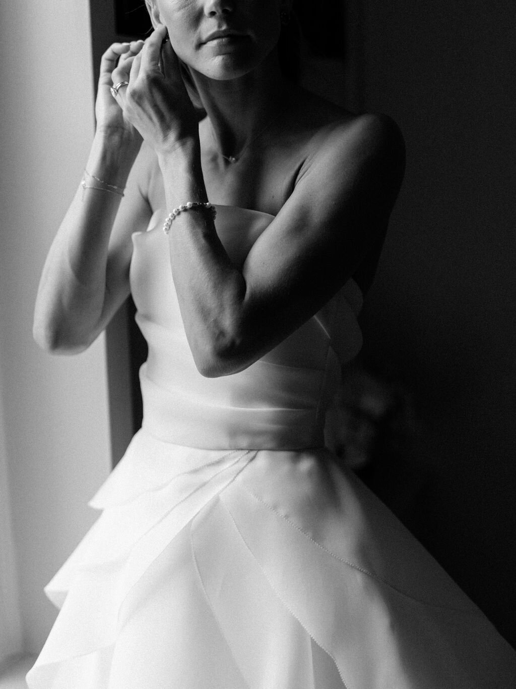 NikkiSanterre_EastCoastLuxuryWeddingPhotographer_CliftonInnWedding_Sky&Ryan-20