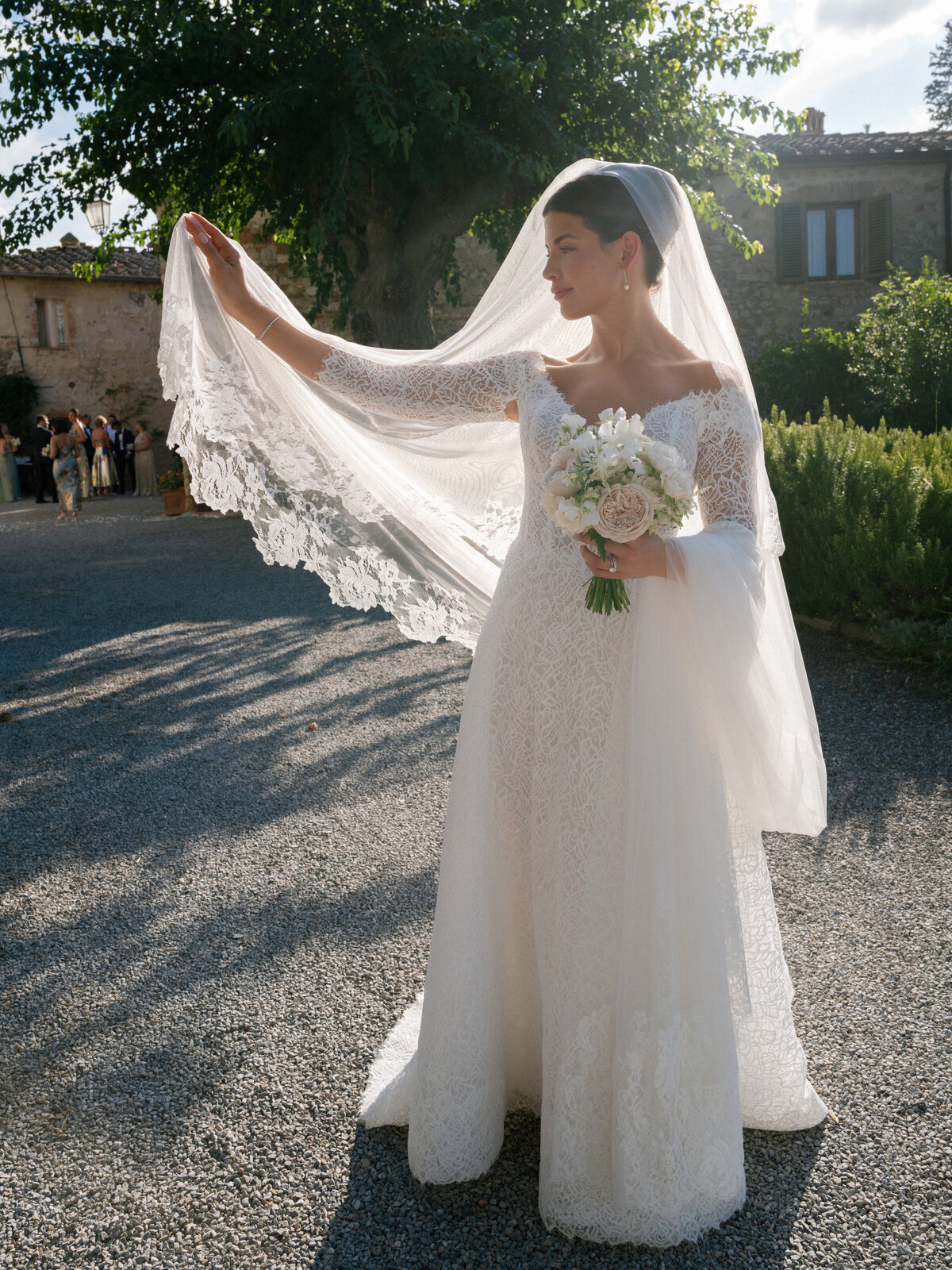 AshleyPigottEvents-Destination-Wedding-Weekend-Valentina&Stefano-BorgoSanFelice-Italy-085