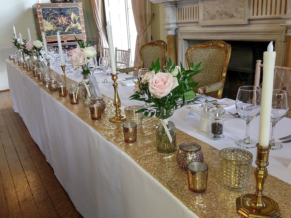Blush and gold candelabra wedding (10)
