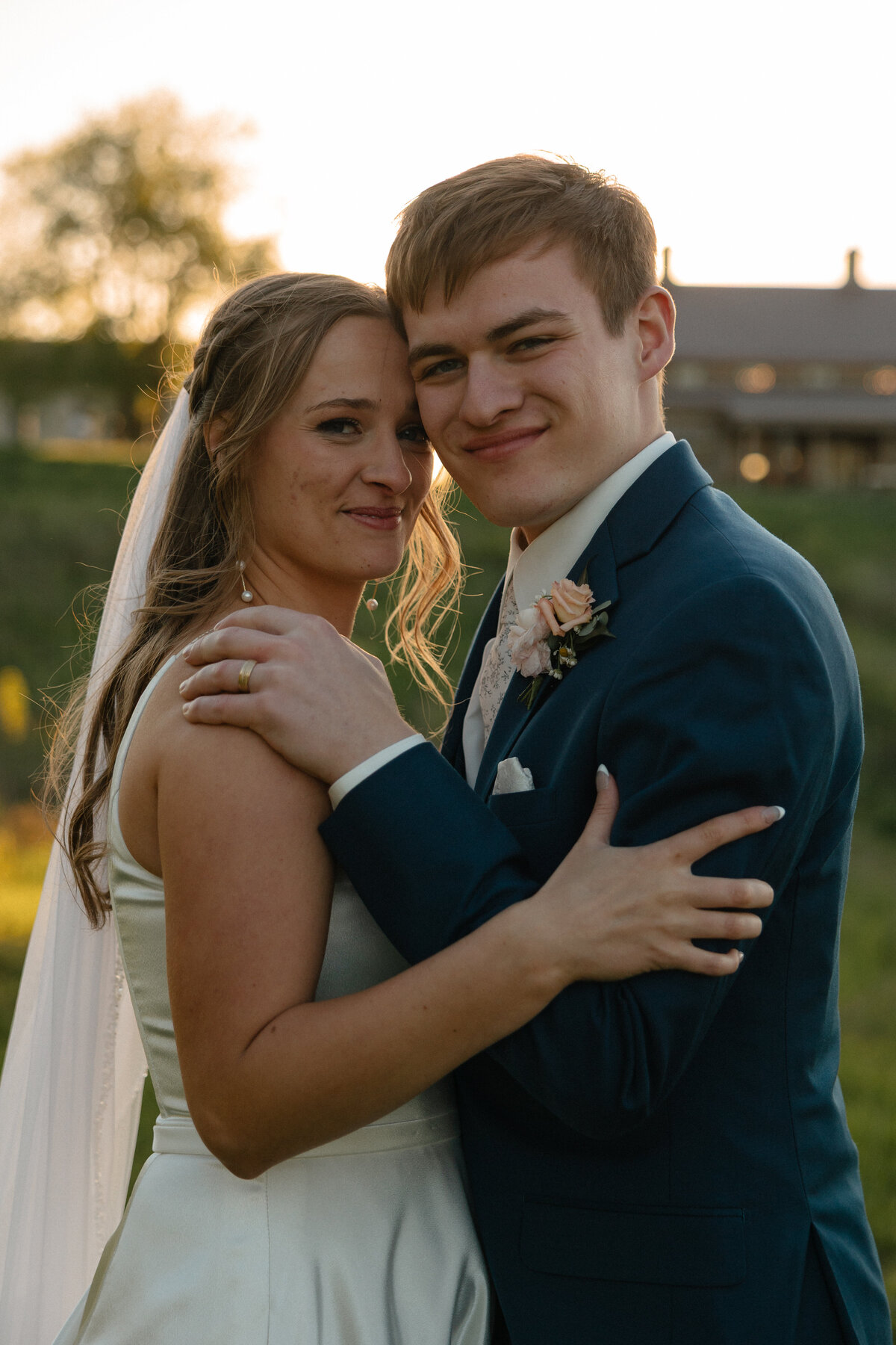 Sydney and Brant's Rustic Midwest Wedding Photography-687