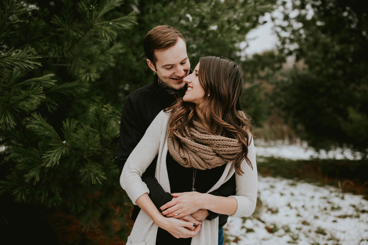 indianapolis-engagement-photos-emma-leigh19