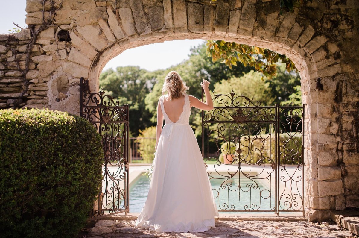 Provence, photographer, Pre, wedding, shoot, elopement, Gordes, Luberon, Domaine, Les Martins, love, couple, engagement, lavender, shooting, wedding, florent, vin,  photography