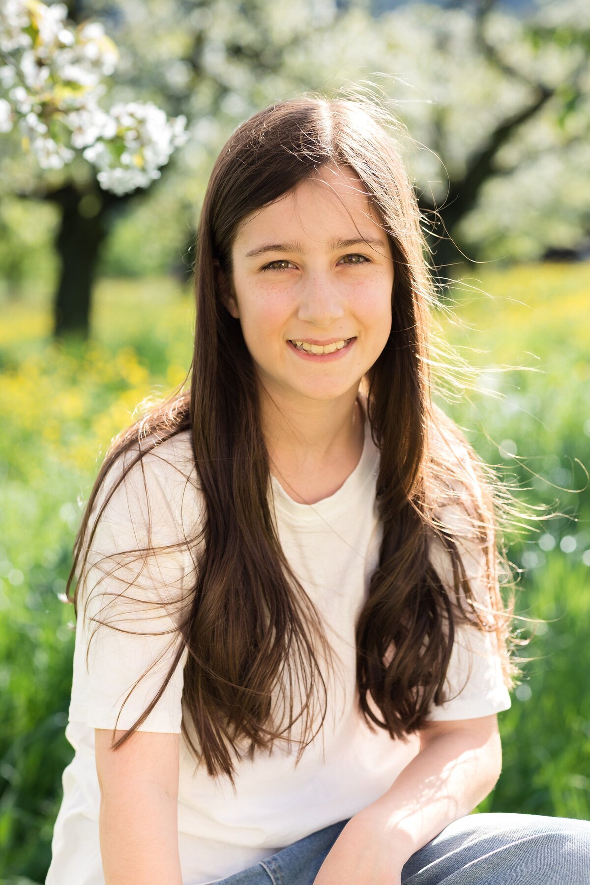 Familienshooting-Familienfotos-Aargau-Zuerich-Frühling-Fricktal-Kirschblüte-17