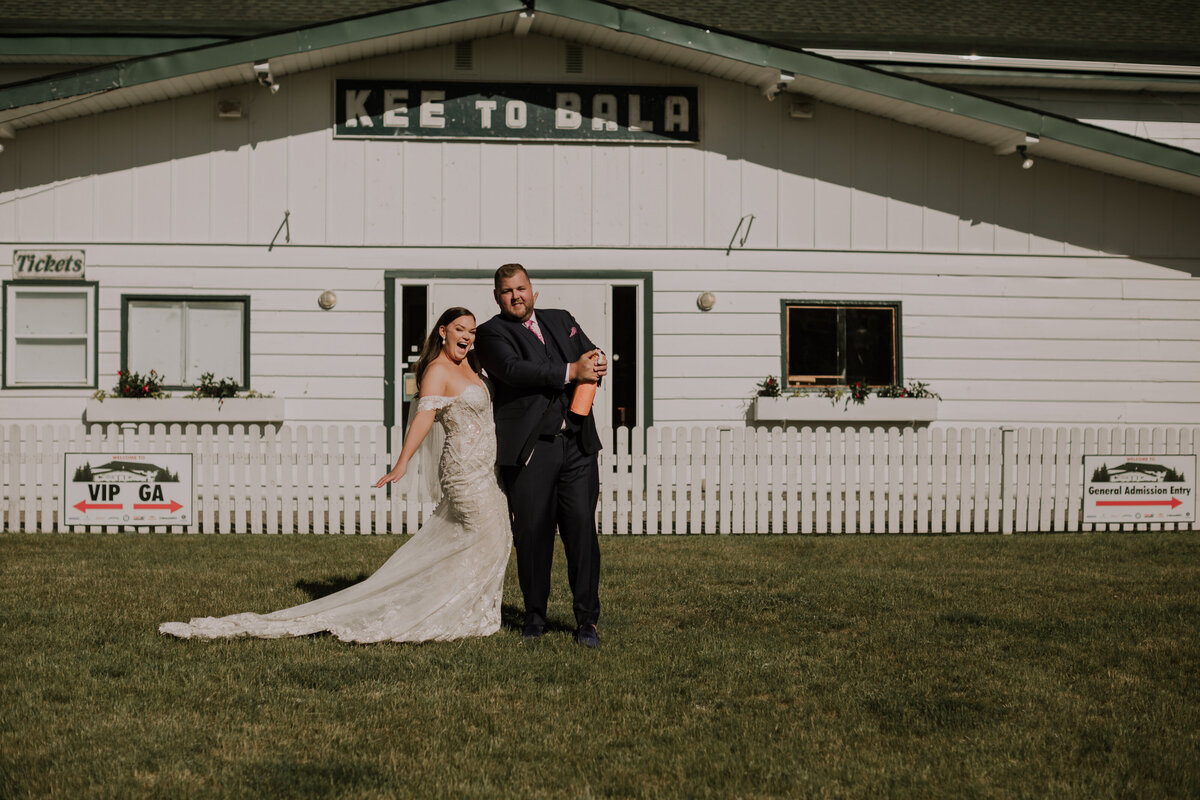 sloane-derek-wedding-muskoka-kee-to-bala-marriott-photography-6