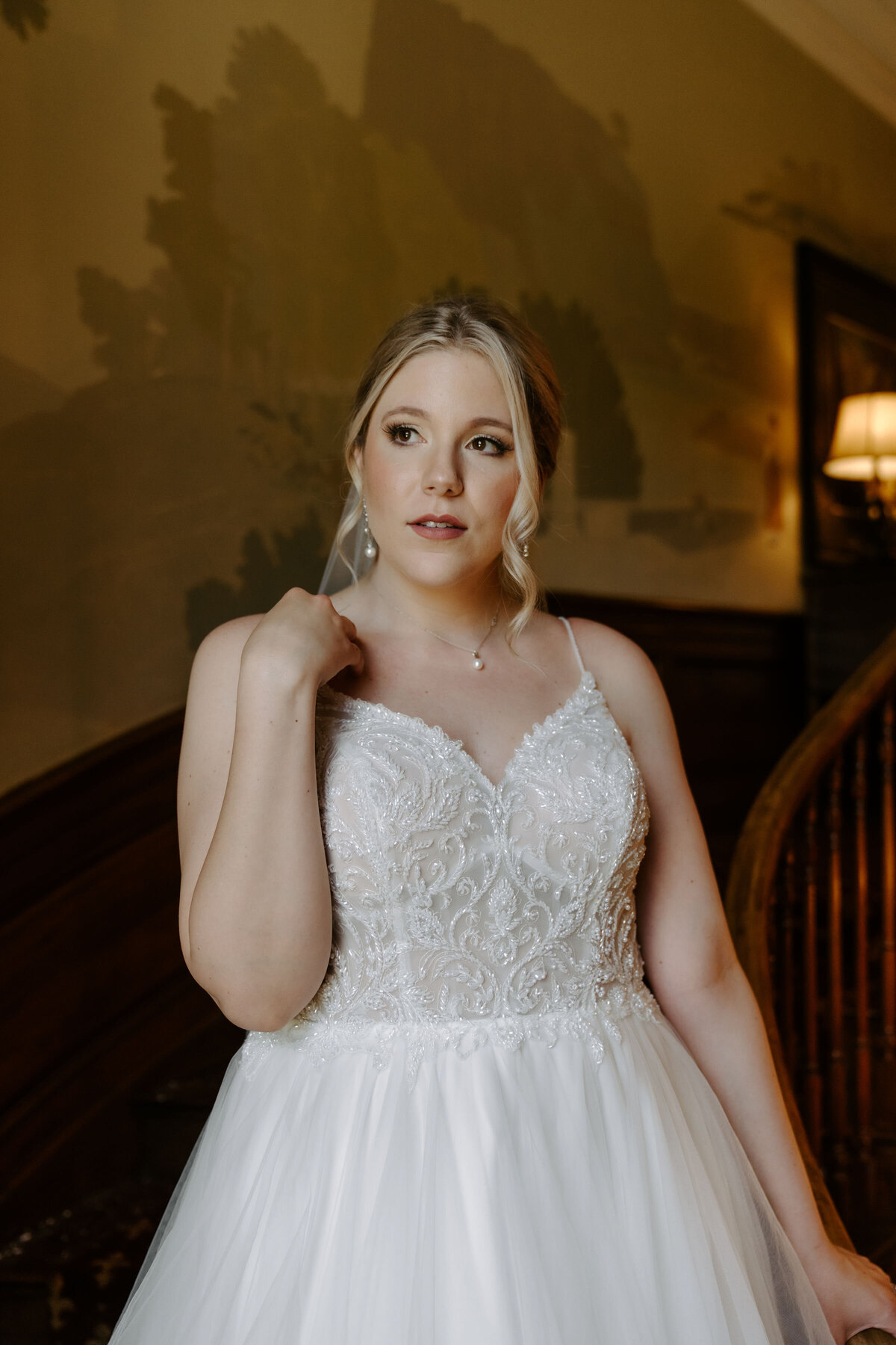 Delivering personalized, luxury hair and makeup services for brides seeking timeless elegance. Available across Georgia’s most popular wedding destinations.