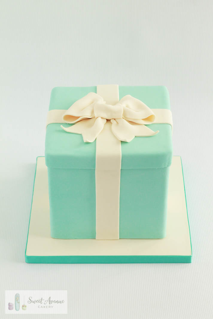 tiffany blue box cake