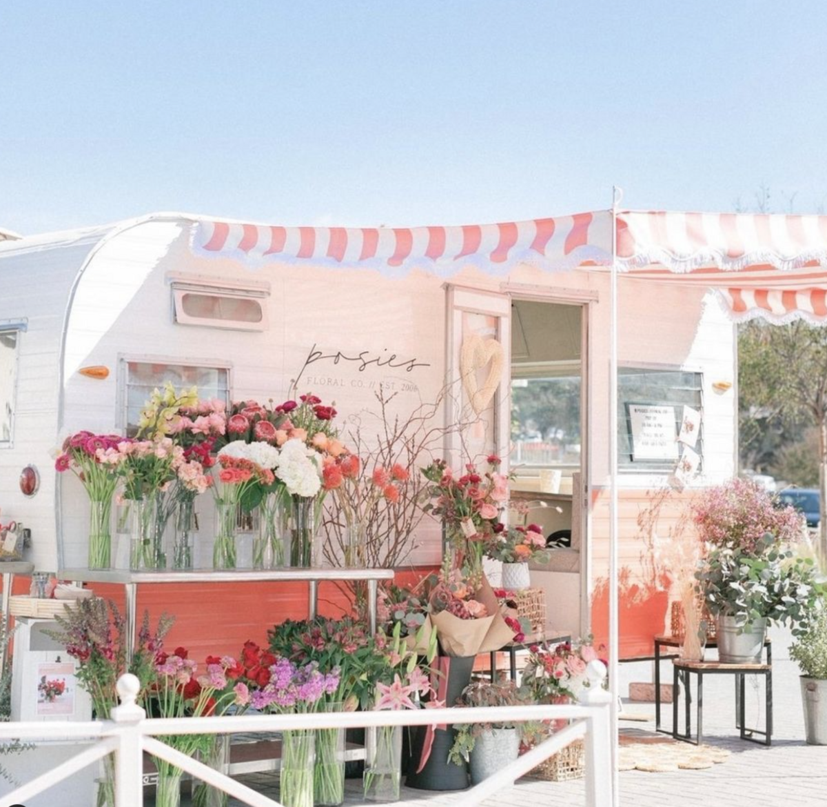 A beautiful pop-up garden truck stand