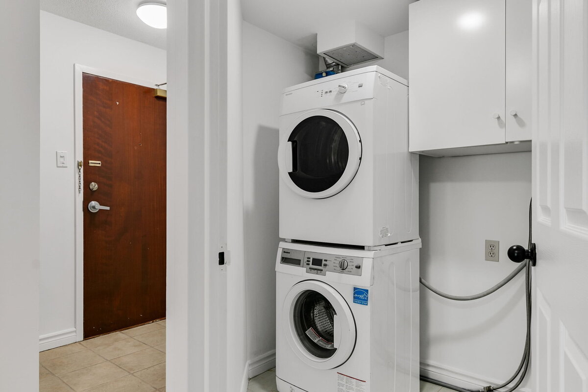 36-web-or-mls-59_001_Laundry Room