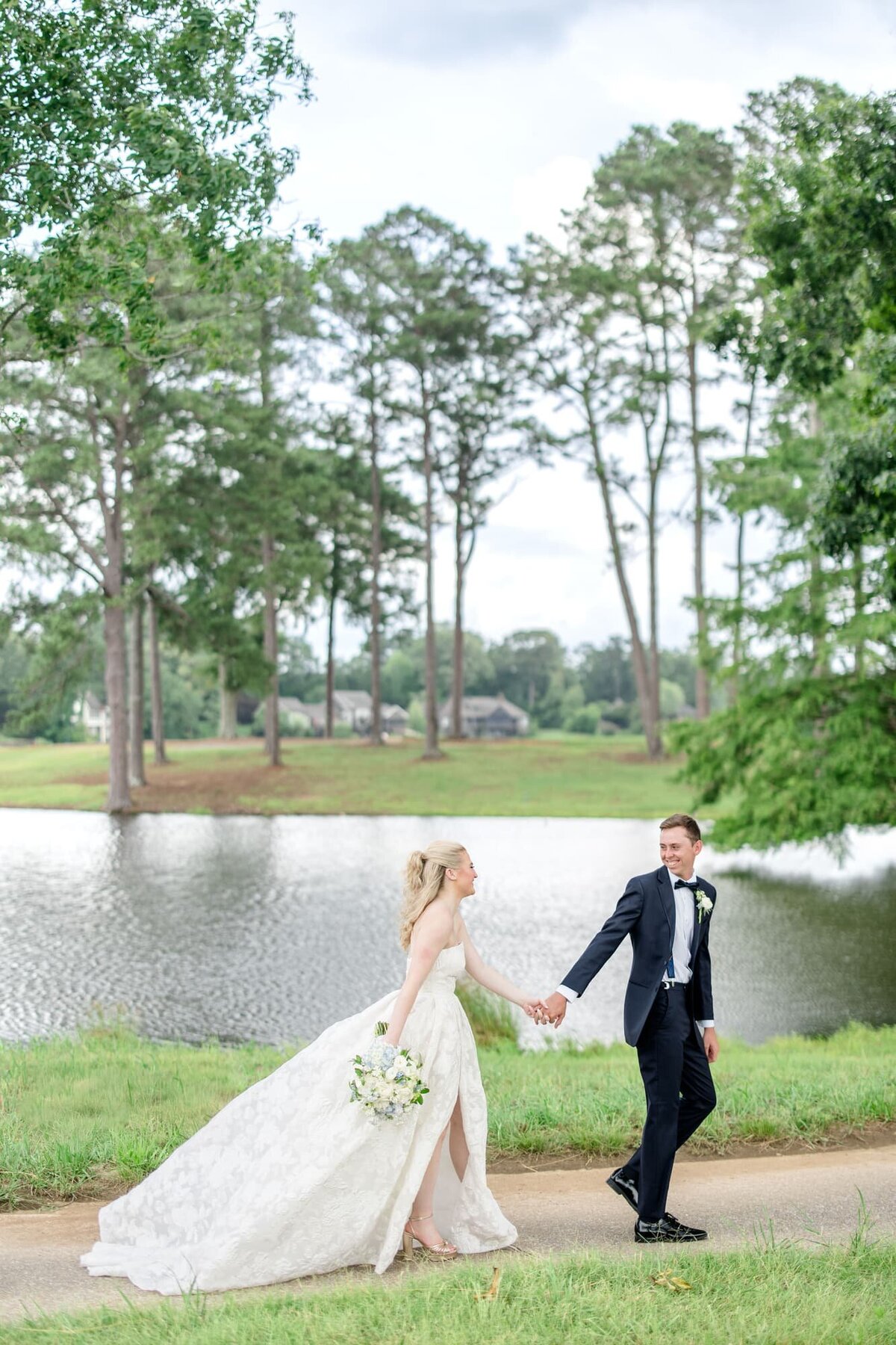 SpringHouse and Willow Point Country Club on Lake Martin Wedding Day - Katie & Alec Photography Birmingham, Alabama Wedding Photographer Portfolio 23
