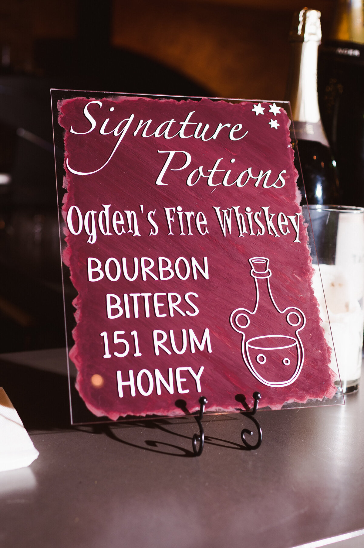 whimsical-wedding-photographer-nj-by-suess-moments-at-the-perona-farms-refinery