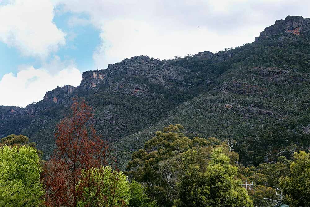 halls-gap-mountainside