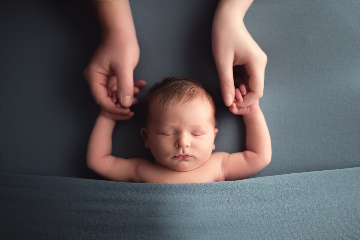 Newborn Photos in Collingwood Ontario (1)