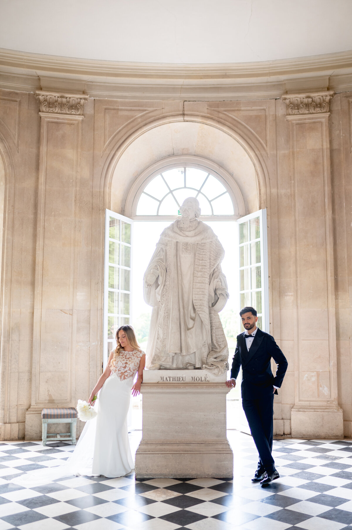 Mariage château de Champlâtreux Paris Photographe couple editorial
