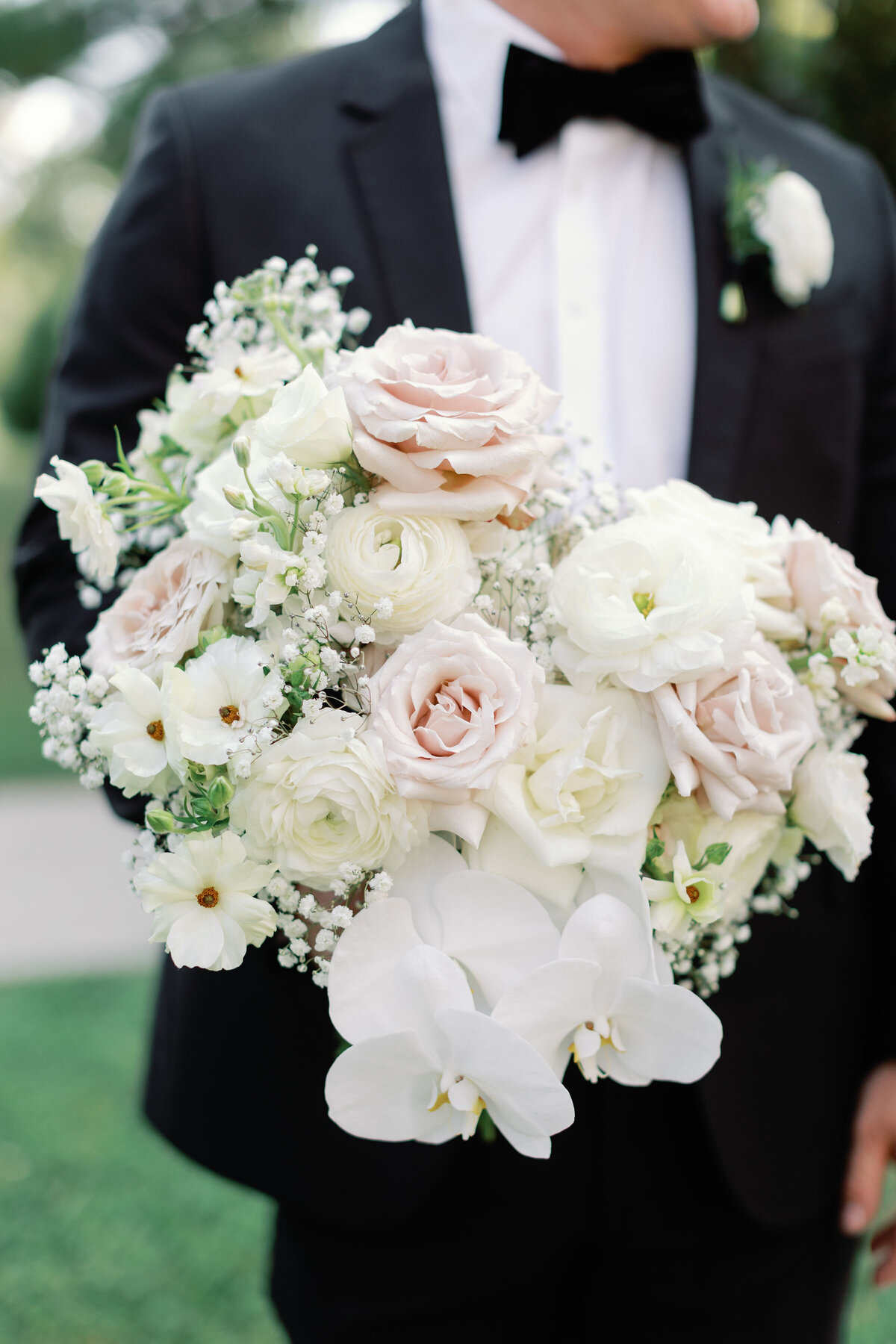 Meraki Design Wedding and Event Floral Studio Florist Wedding Flowers Full Service St. Louis Destination Luxury Floral Design Florists Designers Personal Unique Mandernach-5-portraits-1