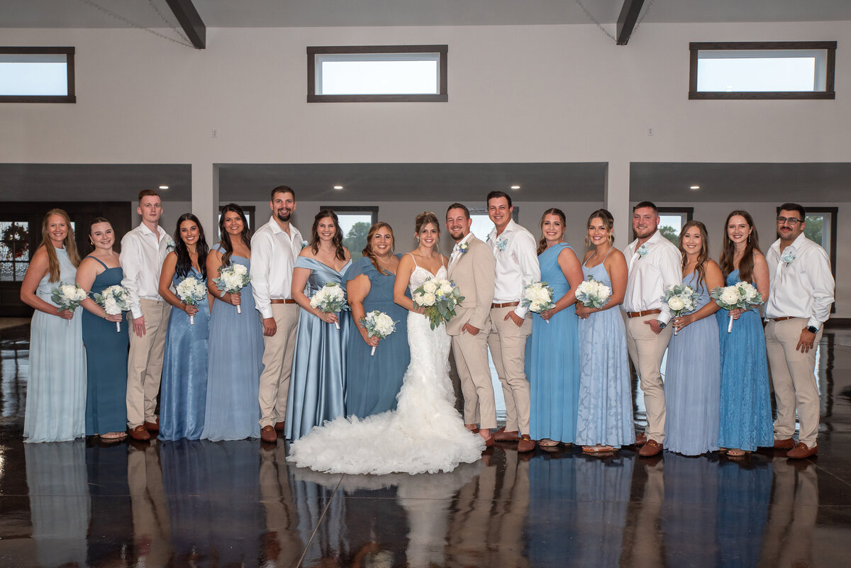 Family wedding photo at Diamond Springs Wedding Venue in Wichita KS