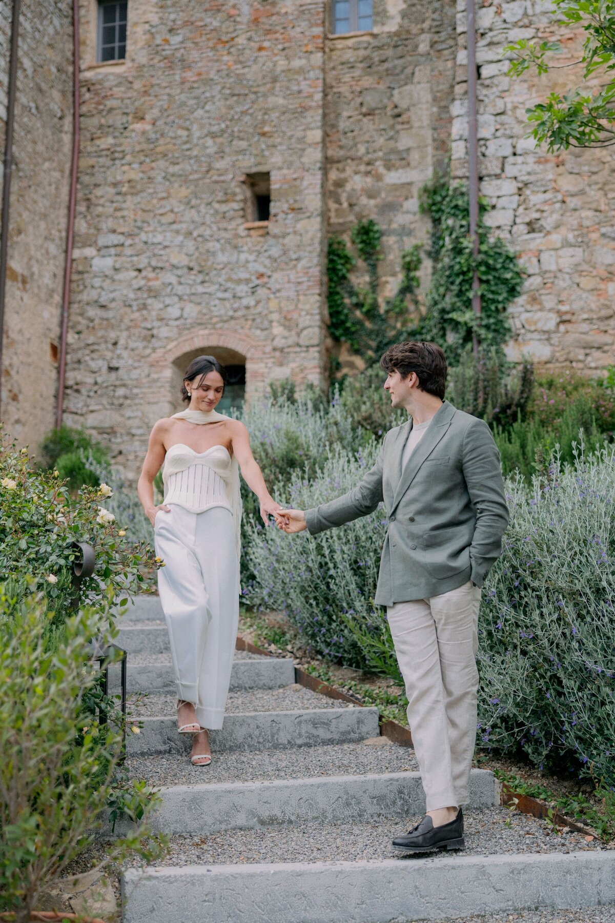 Luxury-Wedding-Tuscany-Welcome-Dinner-Italy-Larisa-Shorina-Photography-Monteverdi-33