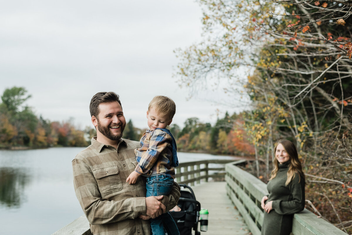 Family portrait session in the fall in Nova Scotia.