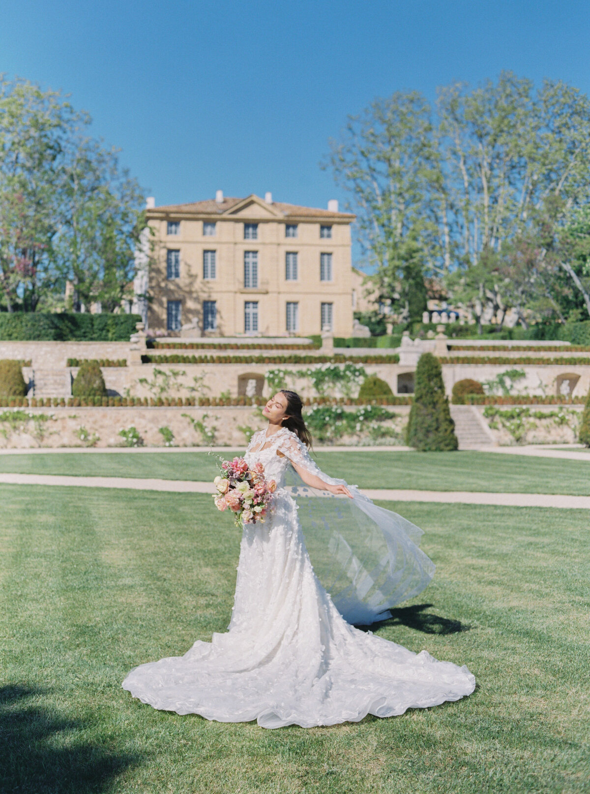 emily_march_photography_wilmington_north_carolina_and_destination_wedding_engagement_photographer_heirloom_photography_for_memorable_gatherings_light_airy_sentimental_imagery_images_weddings_risks13