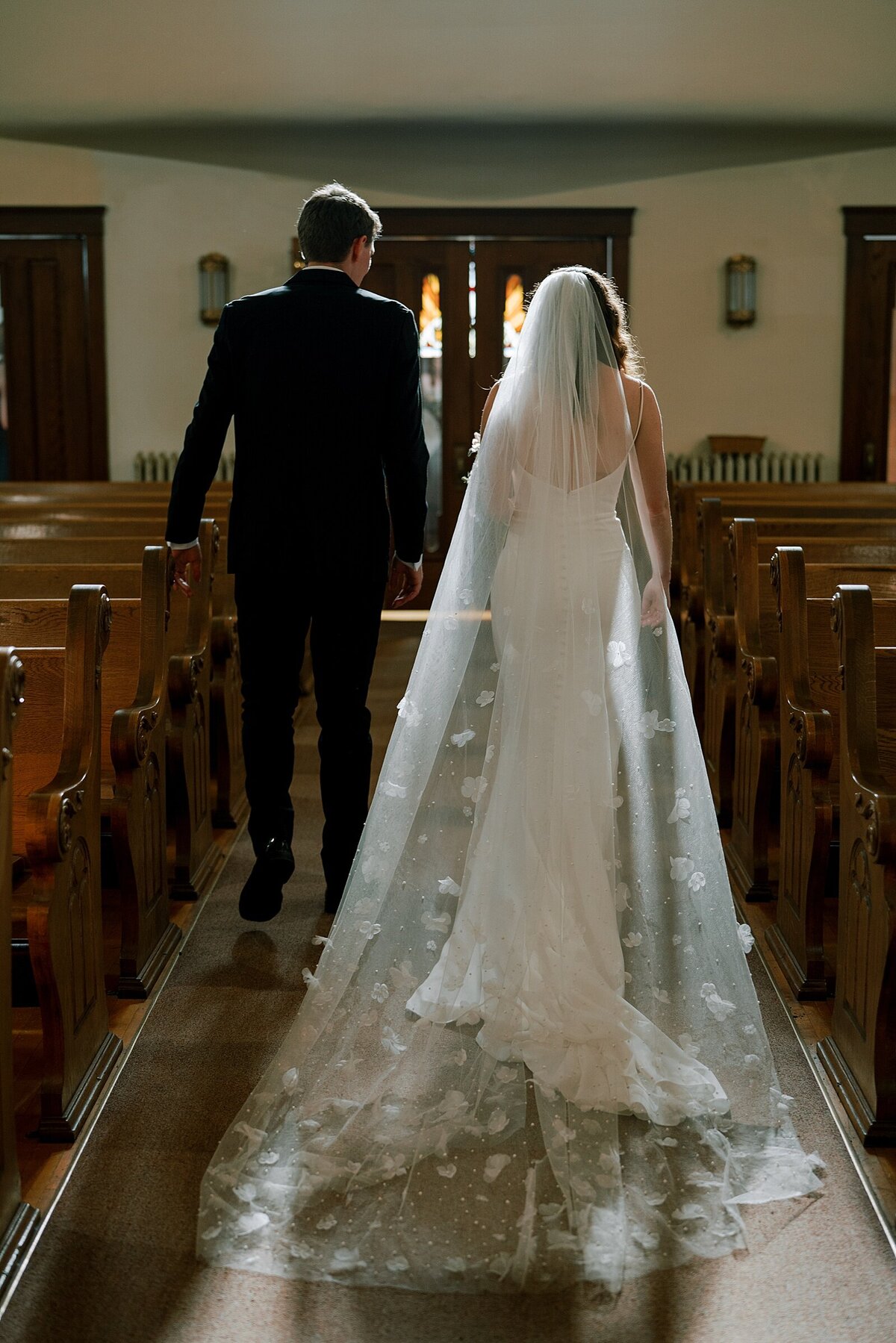 Chicago-Detroit-Catholic-Wedding-Photographers-_0035-1