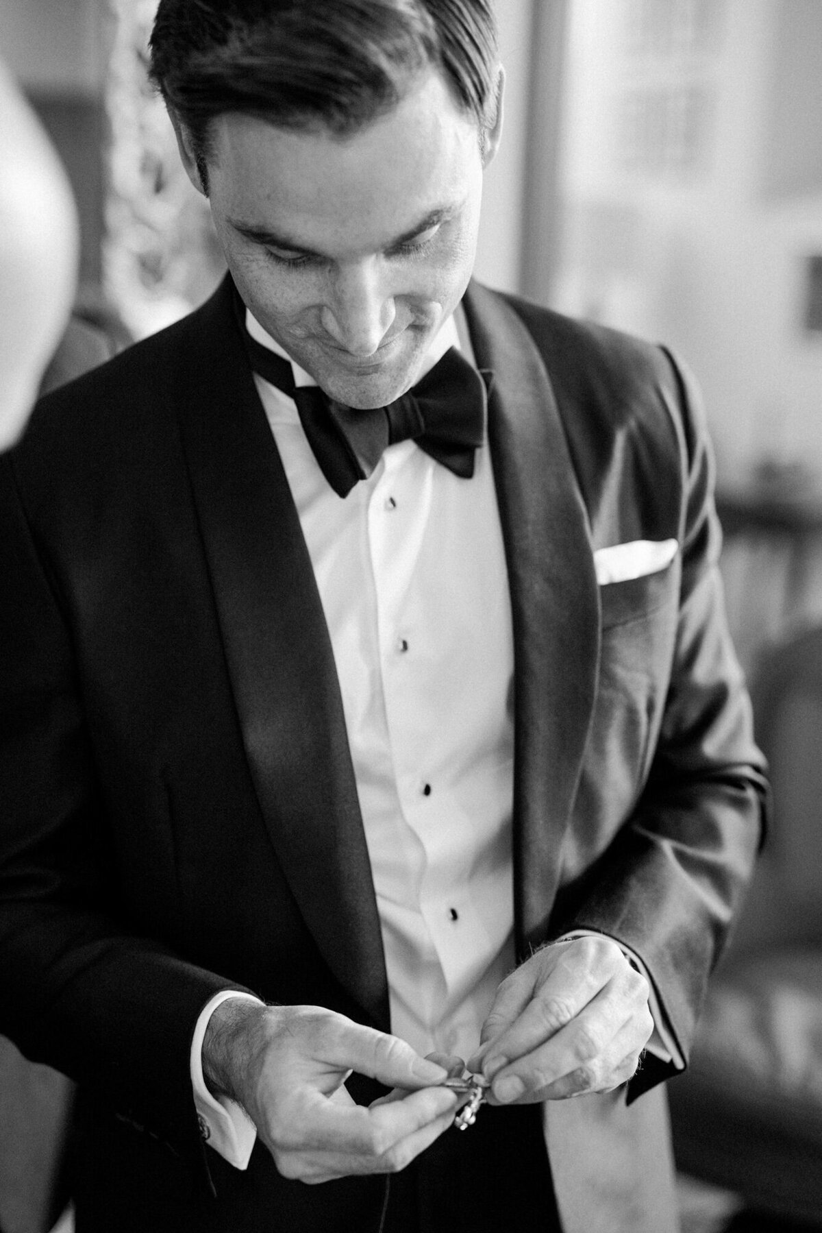 Maïlys Fortune Photography Husband Wife Wedding Weddings Photography France Switzerland Italy Timeless Dreamy Imagery Bilingual French English Destination Weddings Destination Wedding Provence French Riviera Paris Lake Como Tuscany40