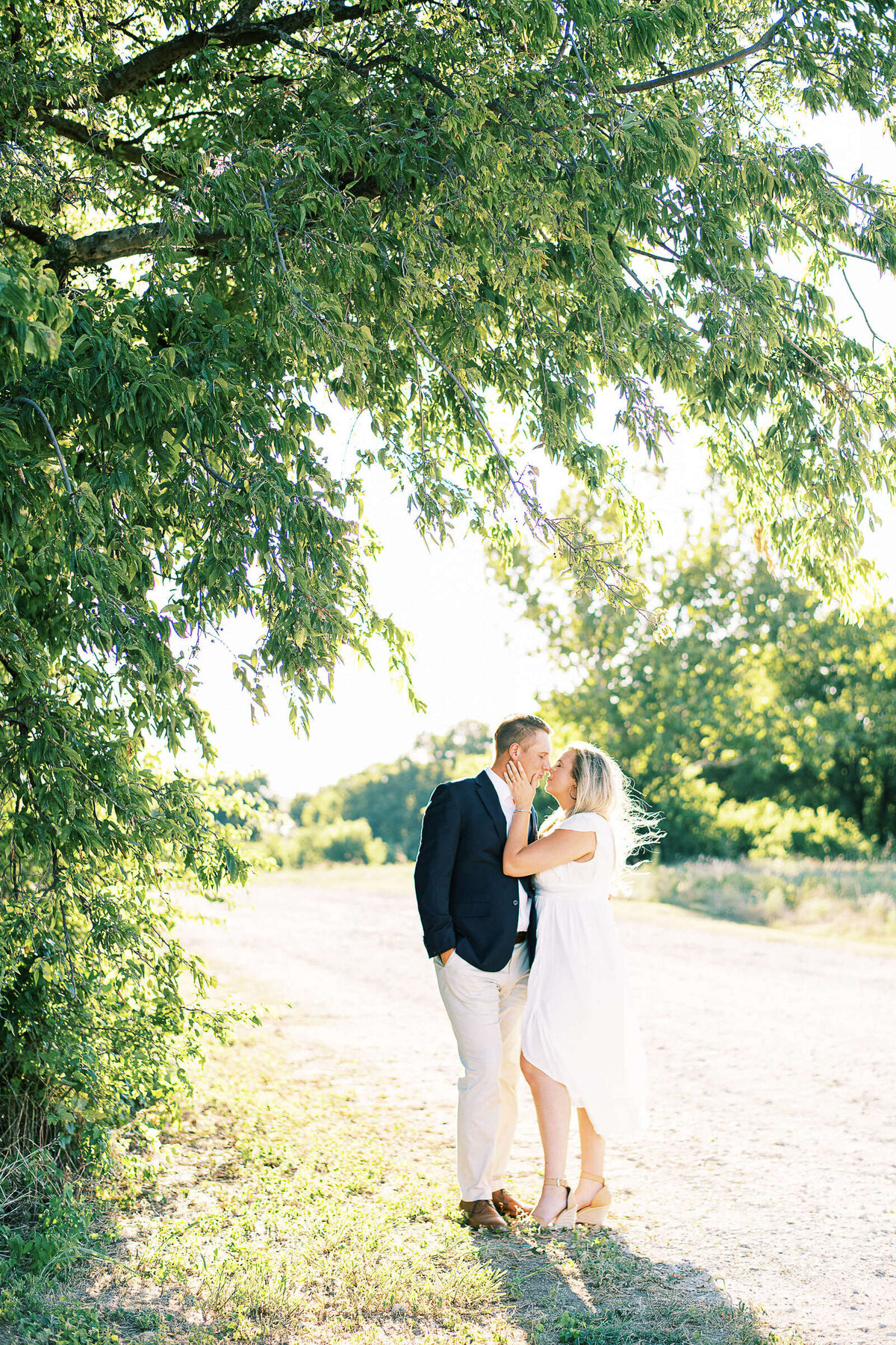 01 Romantic Dallas Engagement Session Kate Panza North Texas Wedding Photography