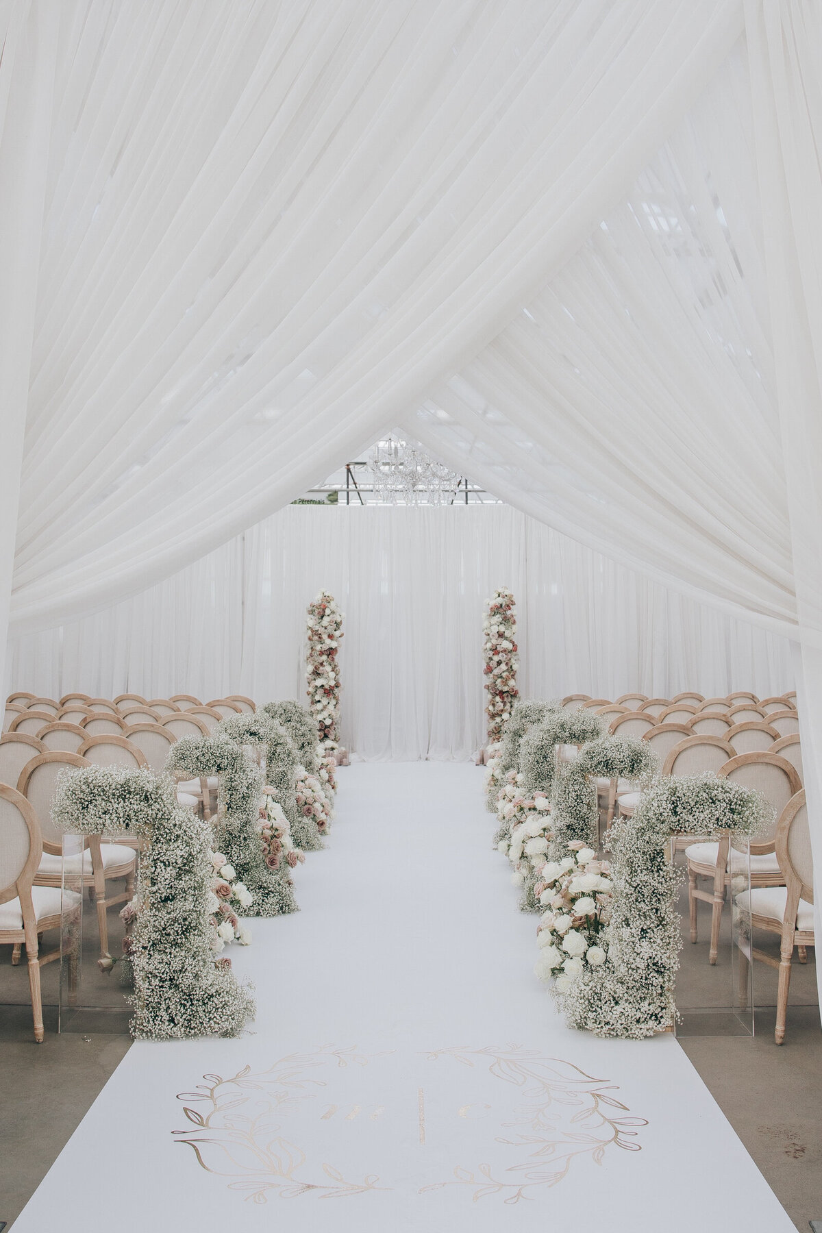Glamorous white and dusty pink wedding reception