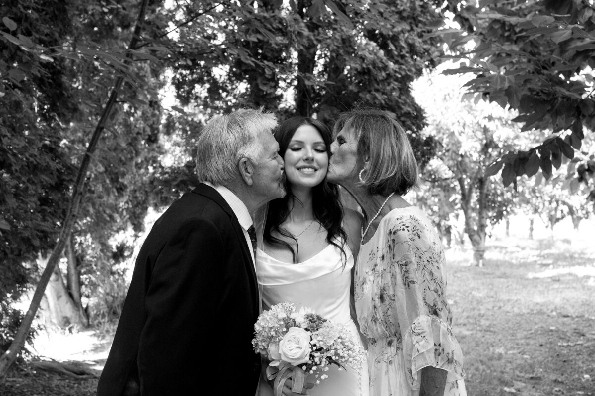 penticton villa intimate wedding (1 of 1)-87_1
