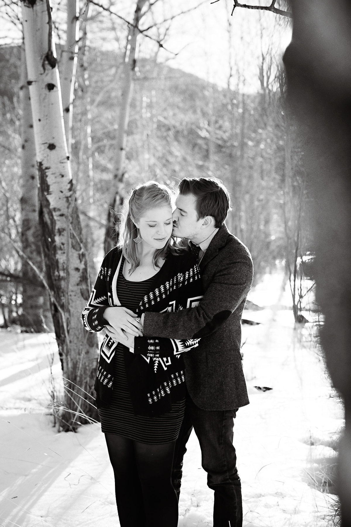 black-and-white-engagement-photo-kiss-rocky-mountain-national-park-colorado